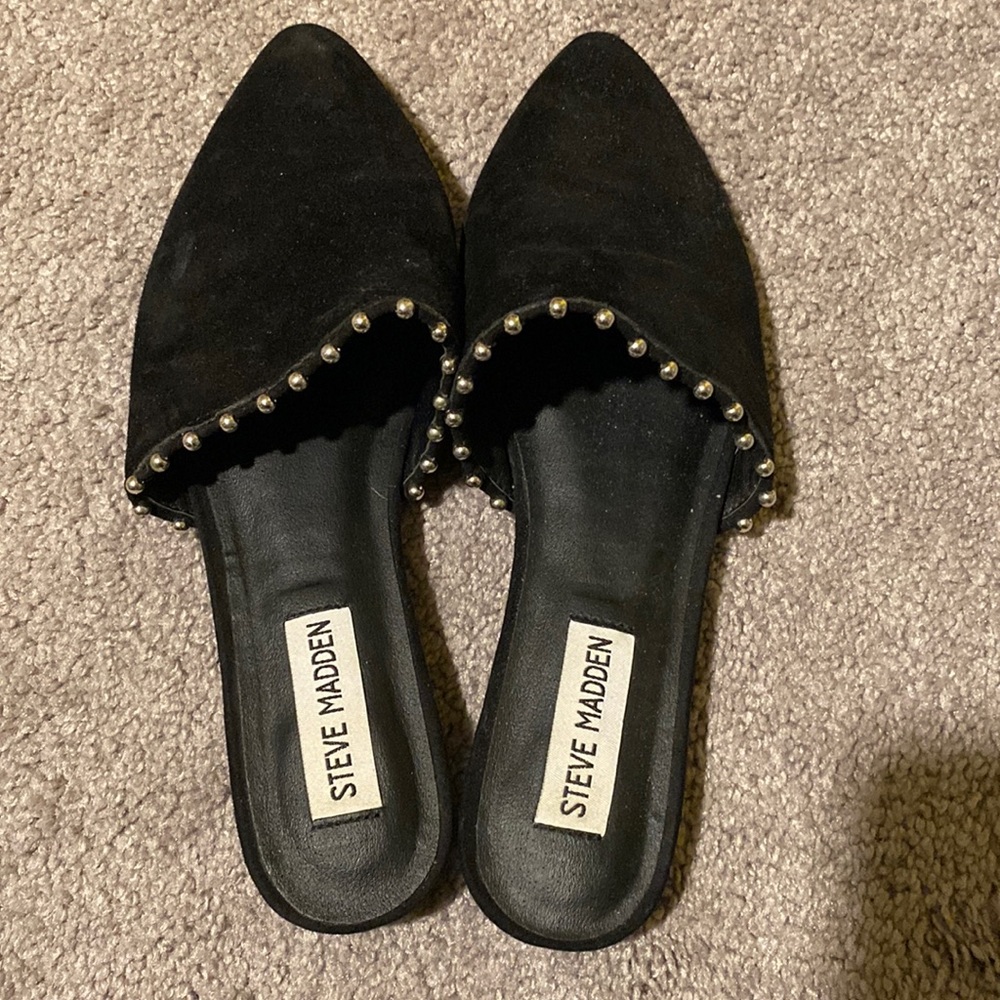 Steve Madden black flats